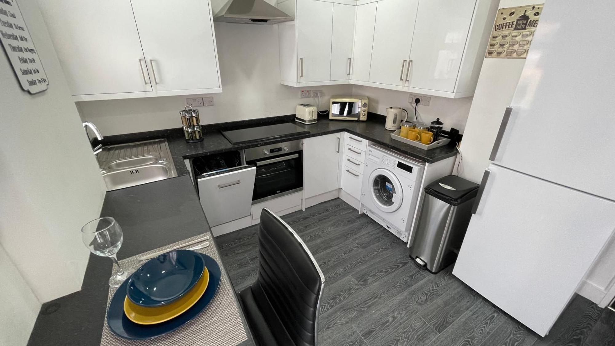 Spacious 6 Bed Home Near City & Albion Stadium Perfect For Contractors! Birmingham Zewnętrze zdjęcie